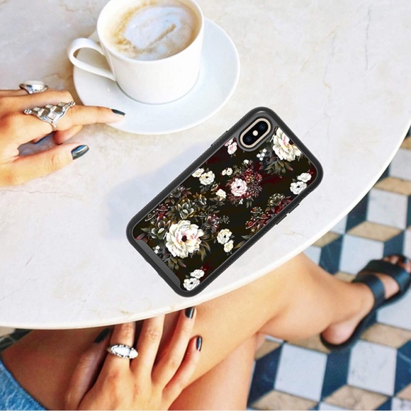 iPhone XS Max Black Floral Case - Picture 16 of 16